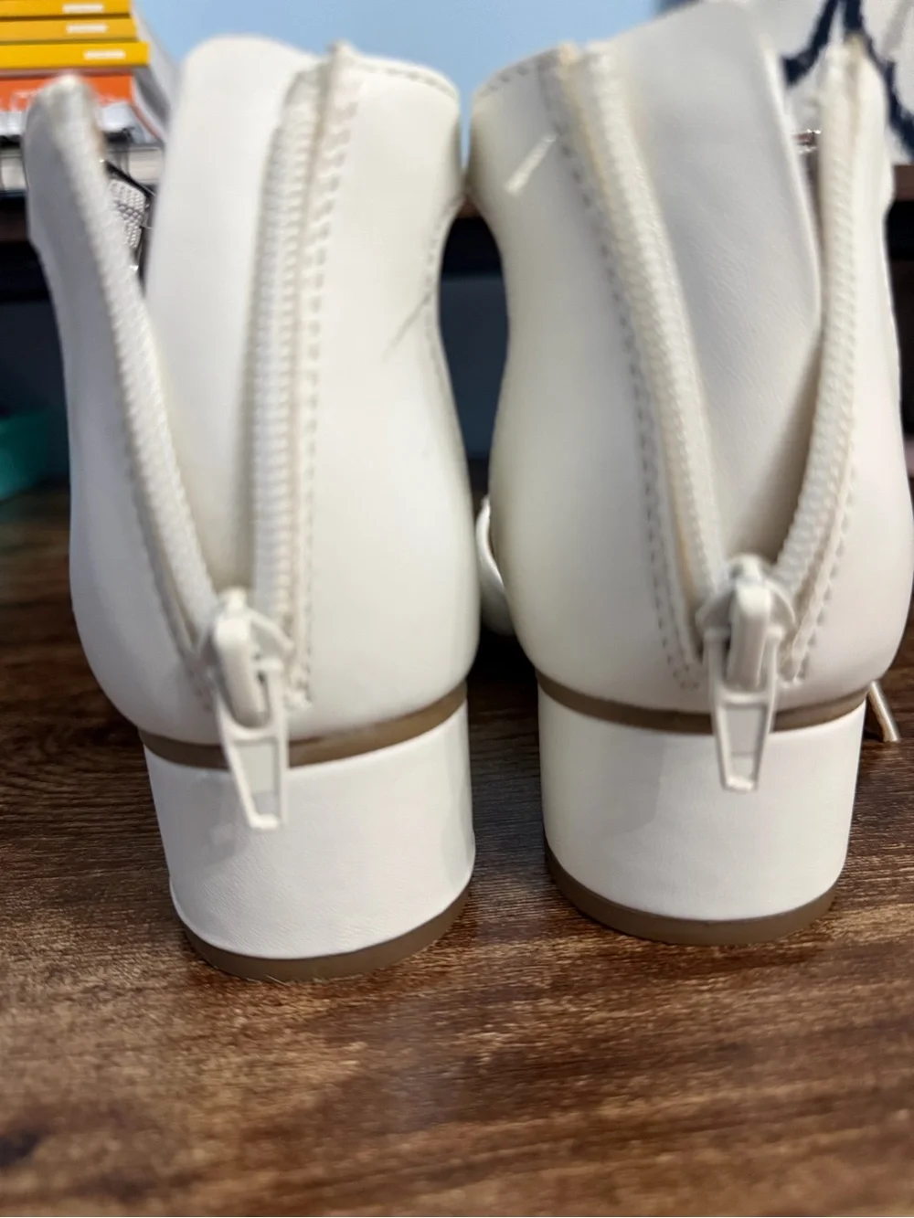 Girls White Pearl Bow Ankle-Strap Sandals